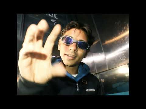 MC Buzzz - Varias Noches (Official Video) - BAILE DE RUA 2