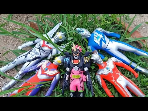 Menemukan Mainan Ultraman | Ultraman Zero | Transformers