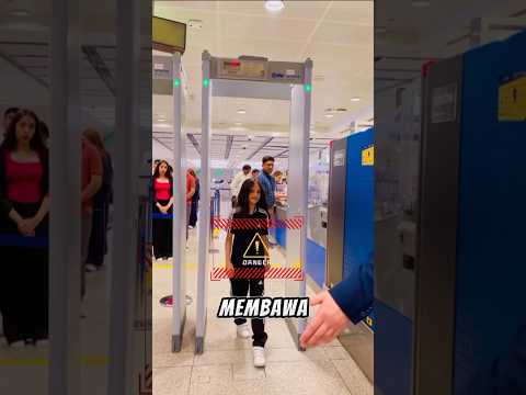 Anak ini berhentikan oleh petugas bandara,tapi akhirnya mengejutkan ❗❗❗ #shortvideo #viralvideo