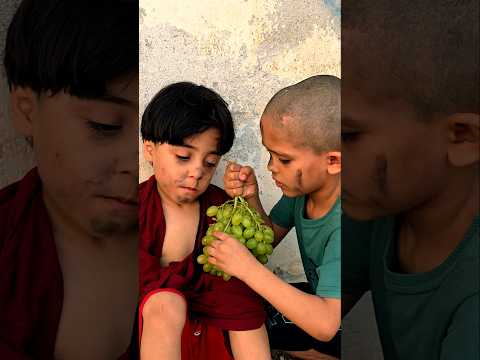 #موقف انساني شاهد معنى الاخوه