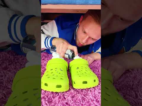Schiuma nelle scarpe come uno scherzo