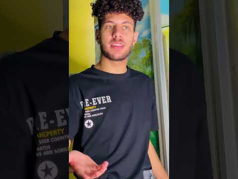 قطه تحرس ولد صغير 😨😱