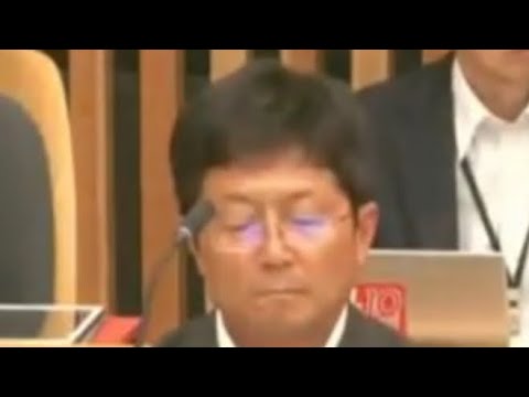 前橋市【小川晶市長】とラブホテルに行った男性職員【柴崎徹】氏が昨日付で総務部秘書広報課長から職員課副参事に人事異動しています。