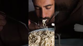 SARIMSAKLI YOĞURTLU NOODLE 🤤 🍜 #asmr #eating #food #mukbang