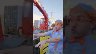 Smash My Trash !!!! #machines #garbage #blippi