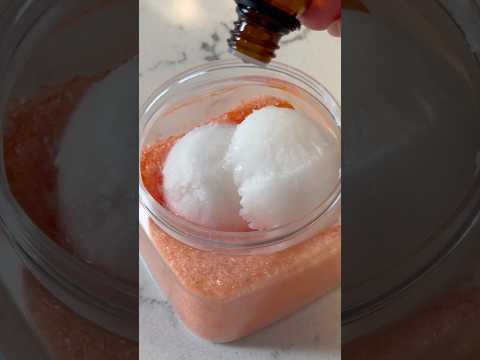 #bodyscrub #DIY #asmr #skincare #skincaretips #diybodyscrub #beautyhacks #beautytips