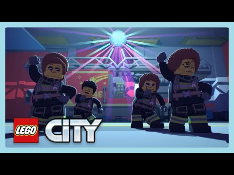 Bombero de discoteca | LEGO City | Wildbrain Niños