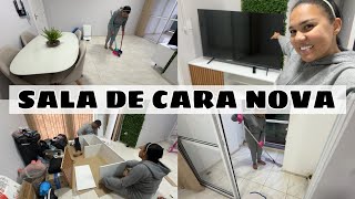 MONTAMOS O RACK DA SALA | SALA DE CARA NOVA + ORGANIZEI TUDO | FICOU PERFEITO!!