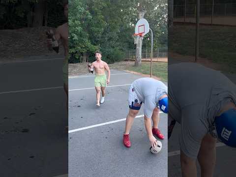 Never let them know your next move😤🏈 #sports #football #comedyskit #funny #blue42