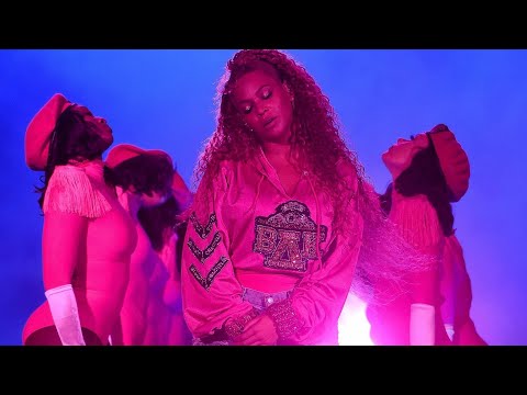 Beyoncé - 7/11 (Homecoming Live)