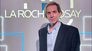 Simon Scarano Dermatologo está en vivo