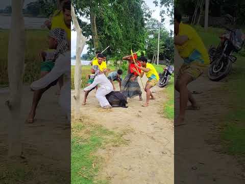 কি নিয়ে চলে আসলো বলেন #comedia #funny