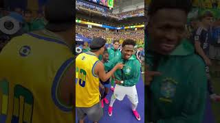 Ronaldinho en el partido de Brasil #futbol #soccer #futebol #ronaldo #ronaldinho
