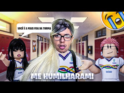 FINGI SER UMA MENINA NERD NO ROBLOX E ME HUMILHARAM | Escola dos ratão #6