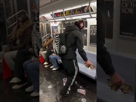 The people in the nyc subway never disappoint #newyork #shorts