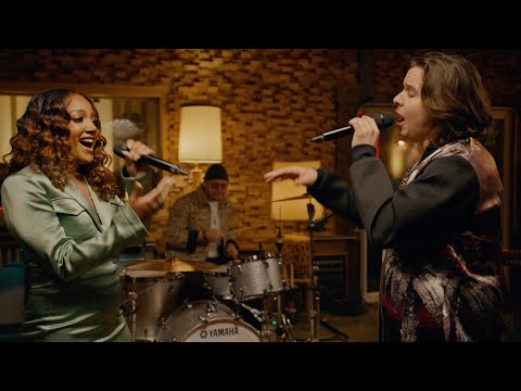 Lukas Graham & Mickey Guyton - Home Movies [Live Performance]