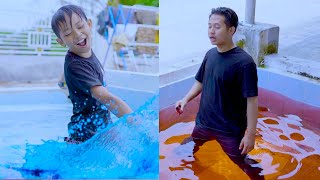 Fikri dan Diwan berenang di kolam Biru dan Merah