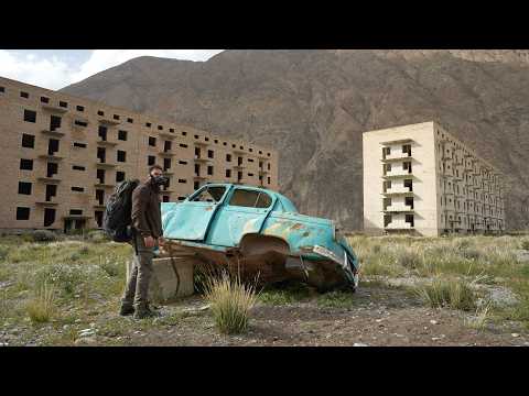 People left this town, Sleeping alone in a deserted city no talking