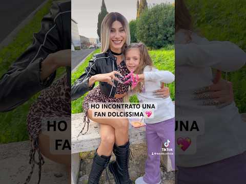 HO INCONTRATO UNA FAN DOLCISSIMA 🩷 #lenoire #lenoirefan