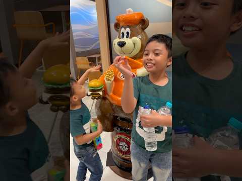 Kentang goreng dari patung #kentang #patung #viralvideo #shorts #short #youtube #youtubeshorts