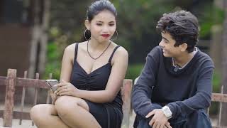 तुम मोमोस बेचती हो Prank On Girl😅| Most Watch Comedy Video | Owais New Video | BR Masti