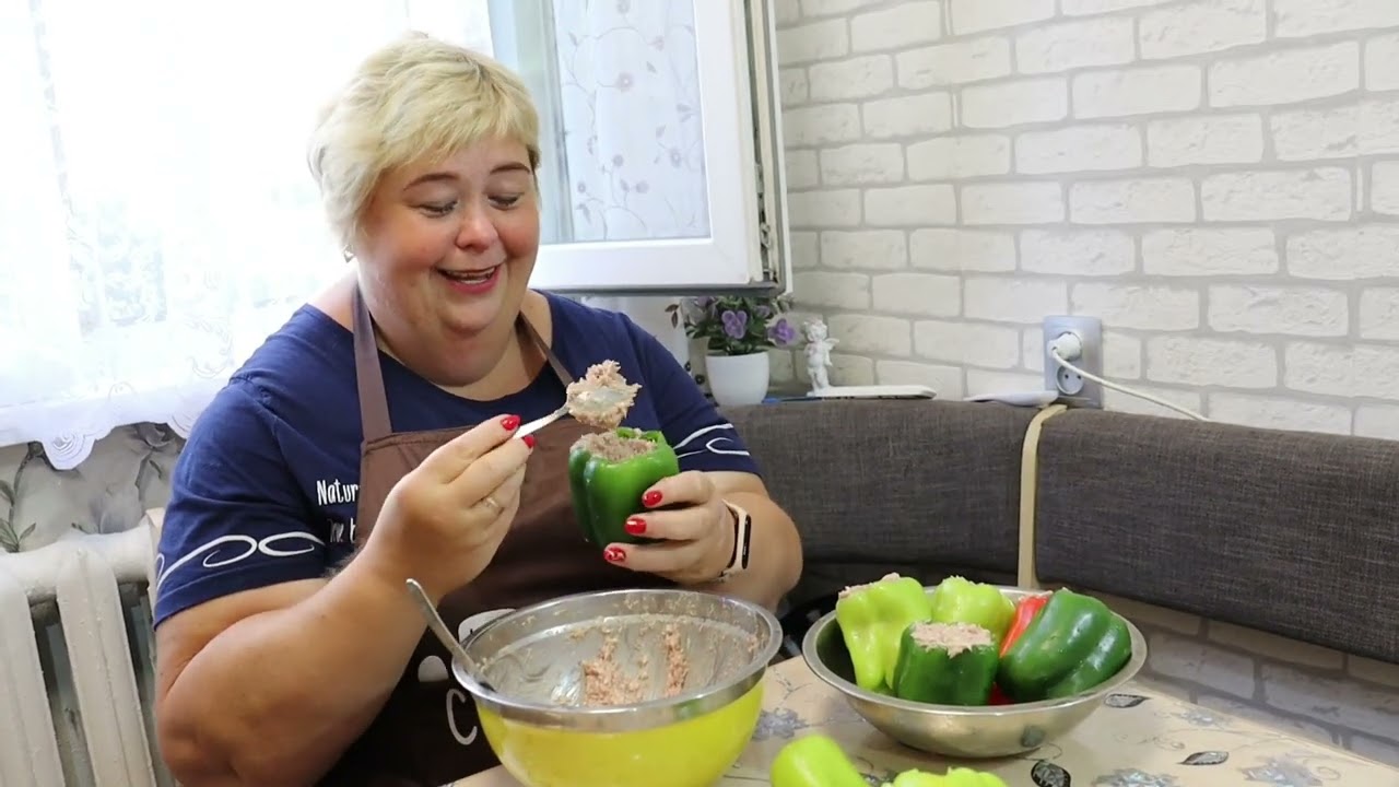 Простой но вкусный обед/ перец фаршированный и оладушки с сыром/
