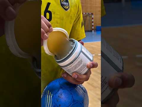 The boy cheating in futball with glu #trendingshorts