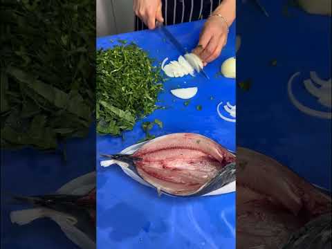 Palamut Balığı Ispanak Soğan Bonito Fish Spinach Onion