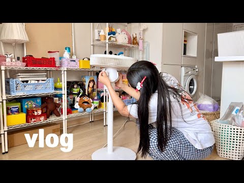 이삿짐 정리 심화 과정 브이로그 | 취향 아카이브 | 침대 프레임 | 모션데스크 | 제닉스 의자 | 메탈 랙 | 조리도구 정리