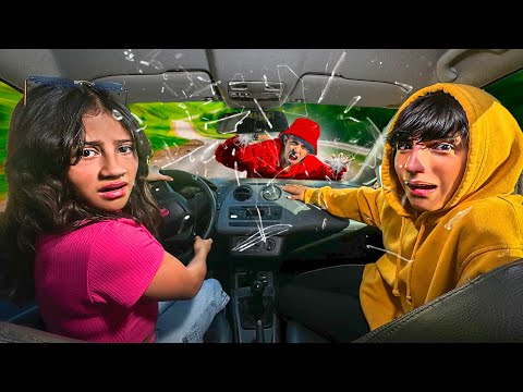 ¡¡2  NIÑOS SE ROBARON MI AUTO DEPORTIVO!!