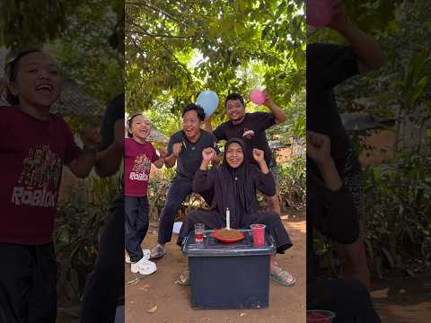 Emak kasih palestin kue ulang tahun