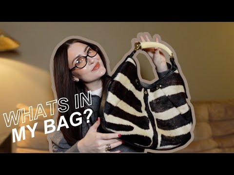 IM BACK!!! What's in my BAG!? Vintage YSL Mombasa Edition living in NYC!