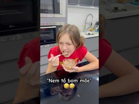 Imagina se ela gostasse do doce!🤣 #humor #doces #memes #irmaos #youtubecreator