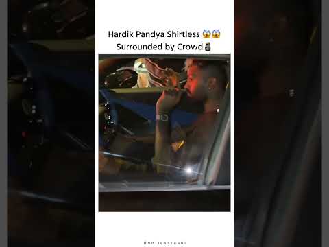 Hardik Pandya roaming Shirtless crowd going crazy #short #viral #cricbuzz #ipl2026 #mi #sanjusamson