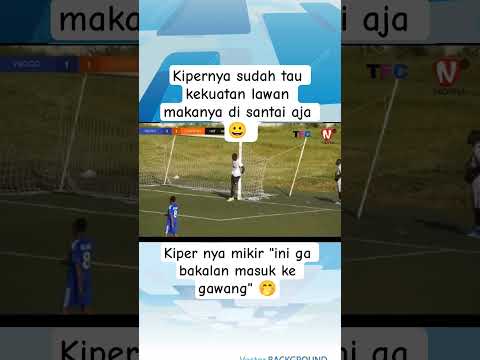 Kiper nya jadi penonton