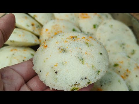 सिंपल इडली को दे एक ट्विस्ट, बनाओ ये तड़का इडली Rava Idli Recipe | Suji Idli | Tadka Idli #idli