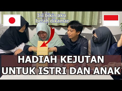 REAKSI ISTRI JEPANG DIKASIH HADIAH MALAH KHAWATIRIN ANAKNYA NGAMBEK