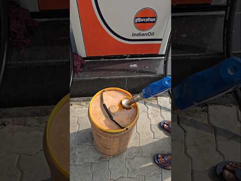 Swaraj tractor ⛽️ I am hungry as petrol pump !! #petrol #trending #viral #shorts