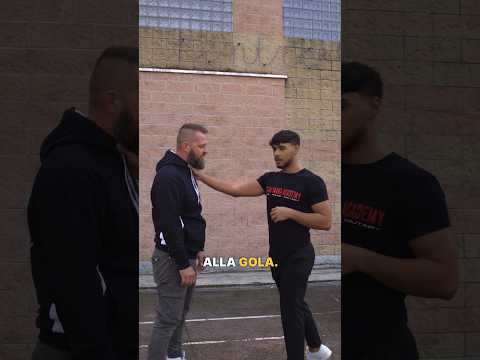 Colpo alla gola #difesapersonale #consigli #artimarziali #selfdefense #shortsviral