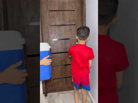 لما الباب يبوظ😂