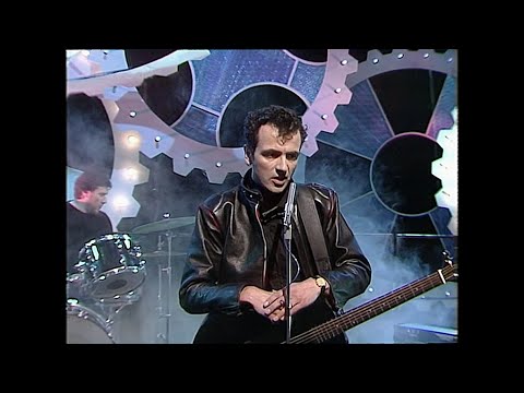 The Stranglers  - Strange Little Girl  -  TOTP   - 1982  [Remastered]