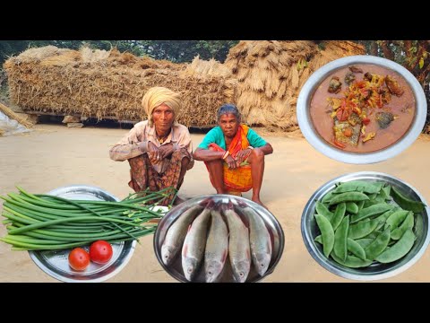 rural POOR grandma how to cook FISH CURRY with ONION LEAVES and eating || traditional life india