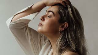 Piene - Golden hour (Official Lyric Video)