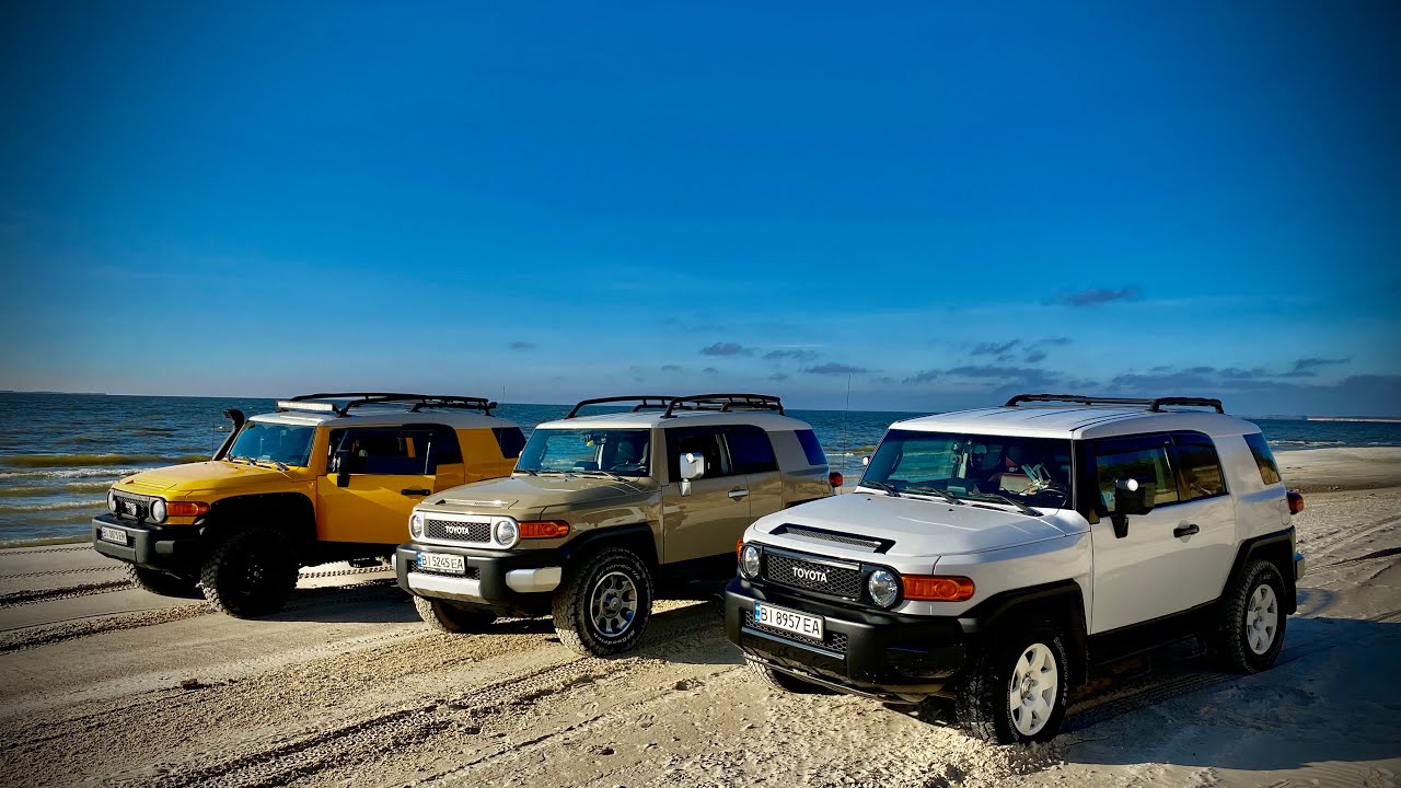 4x4 лютые toyota fj cruiser на берегу водохранилища!