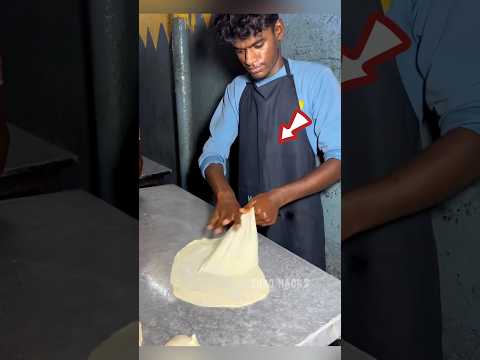 They Are Making Tasty Porotta