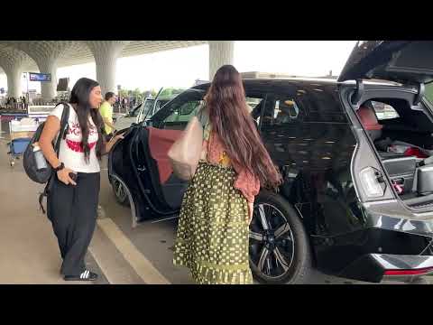 Dia Mirza with her son at the airport ❤️🥰