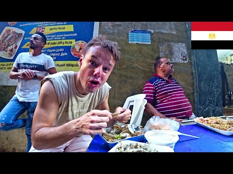 Insane SEAFOOD feast in Alexandria 馃嚜馃嚞 Egypt | vA 10