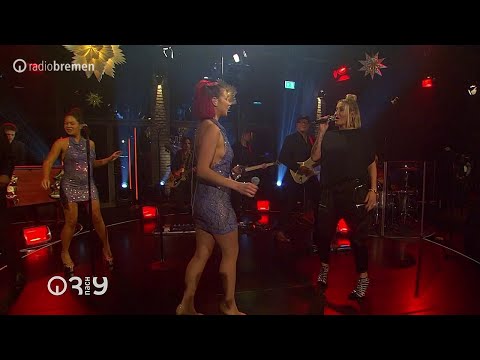Sarah Connor singt live ein Christmas Song - Ring out the bells - 3nach9–Talkshow - 25.November 2022