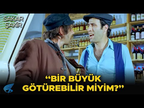 Sakar Şakir Türk Filmi | Şakir, Hacı'nın Marketini Yağmalatıyor