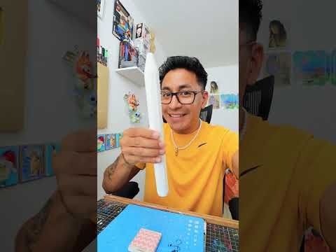 PINTO MI LAPIZ PARA HACERLO CARTOON